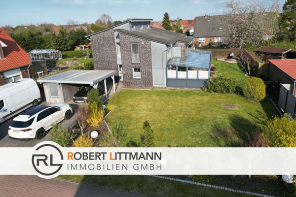 Modernes Architektenhaus mit lichtdurchflutetem Wohnkonzept & traumhaftem Sommergarten