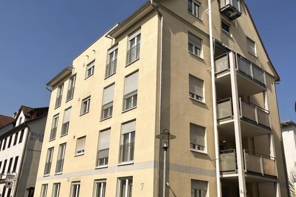 Moderno appartamento di 3 locali con balcone