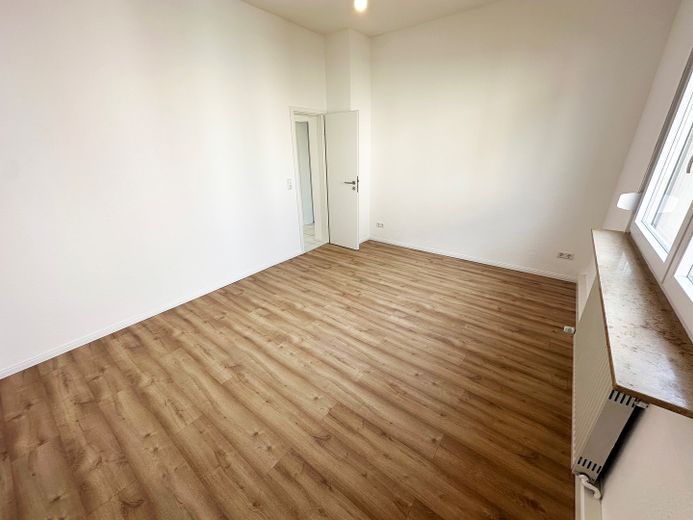 3,5 locali, primo utilizzo dopo la ristrutturazione - Nuovo pavimento/cucina/bagno/finestre - Posizione centrale a Heilbronn – Foto 9