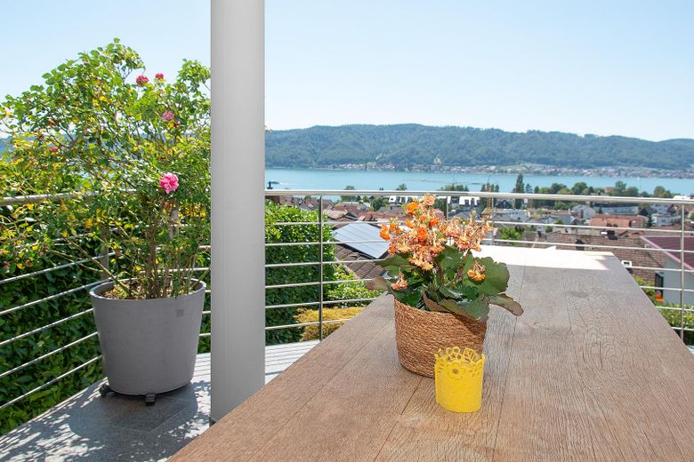Casa pareada con vistas al lago en Ludwigshafen – EG Balkon