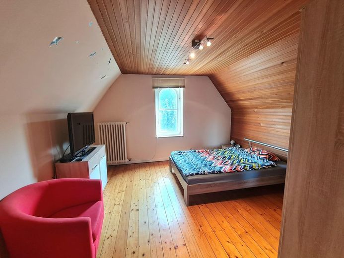 Familienparadies - großzügiges EFH mit Garten – Gästezimmer