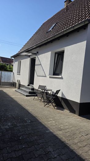 Modernisiertes Einfamilienhaus in Sandhausen – Terrasse, Garage & Smart Home – provisionsfrei – फोटो 1