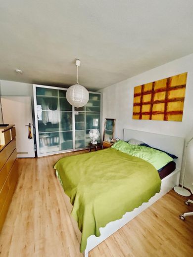 Helle 2Z Wohnung im begehrten Bornheim _ provisionfrei! – Schlafzimmer