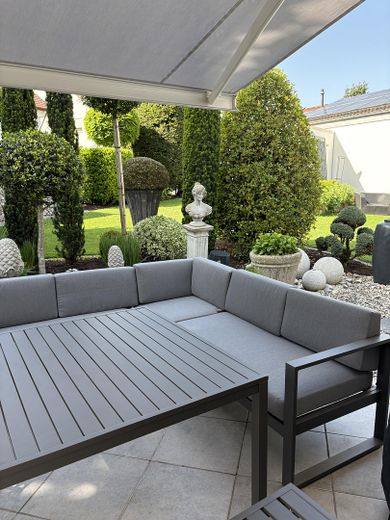 Escl. piano terra HH /appartamento e apt., garage, giardino, camino, RISCALDAMENTO NUOVO PREZZO SU RICHIESTA – Terrasse Garten