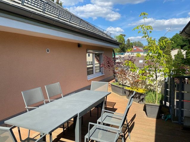 Helle Maisonette in Berlin-Frohnau, 3,5 ZKB, umlaufende Dachterasse, Teilgewerbe möglich! – Umlaufende Terrasse