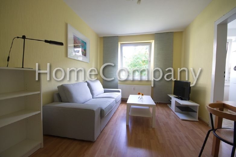 En pleno Rüttenscheid y en una zona tranquila: apartamento amueblado con suelo laminado cerca de la estación de metro Martinstraße – b20a3410e61f543229bcd6263a03afcae2853962.jpg