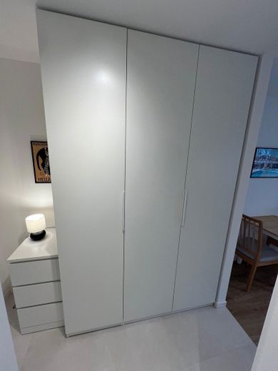 Kleiderschrank Flur