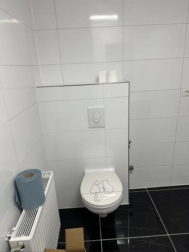 Відремонтована 4-кімнатна квартира з балконом у Willroth – Foto 8