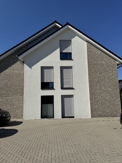 Moderate Penthousewohnung in ruhiger Lage – Foto 2
