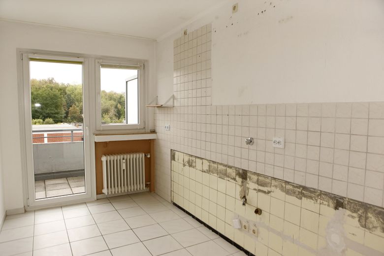 Küche mit Zugang Balkon