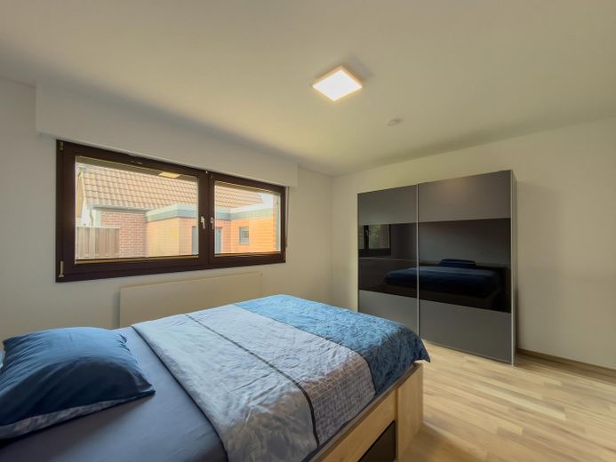 Bungalow ben tenuto a Marne con tetto nuovo, giardino appartato, camino e impianto fotovoltaico – Schlafzimmer