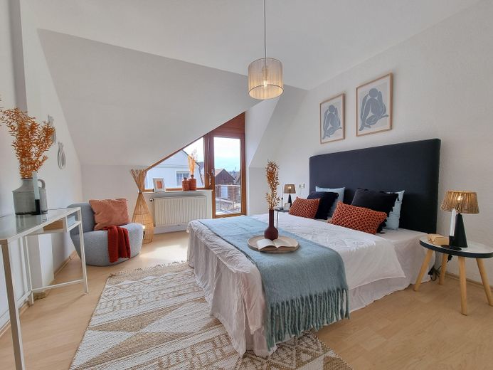 Schönes Reihenendhaus in zentraler Lage -PROVISIONSFREI- – Schlafzimmer