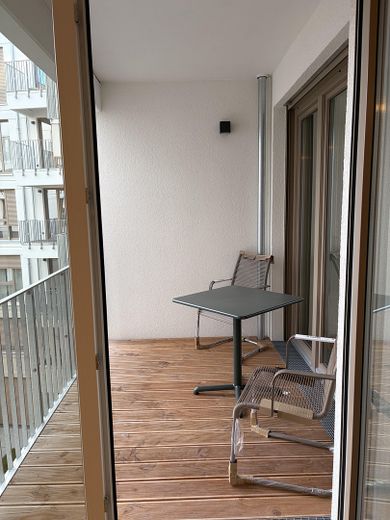 Apartamento amueblado de 2 habitaciones de nueva construcción en Prenzlauer Berg – Balkon