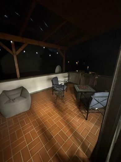 RENDITE - Traumhaus in herrlicher Wohngegend - Airbasenah - WOHLFÜHLHAUS - Alterslose Wohnidee! – 39 Terrasse überdacht an WoZi