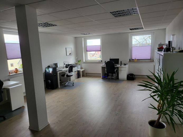 Moderne Großraumwohnung inkl. EBK, Klima und Badmöbel – Foto 13