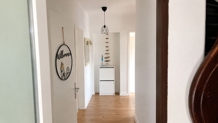 Casa para 2 familias en una zona tranquila – Foto 2