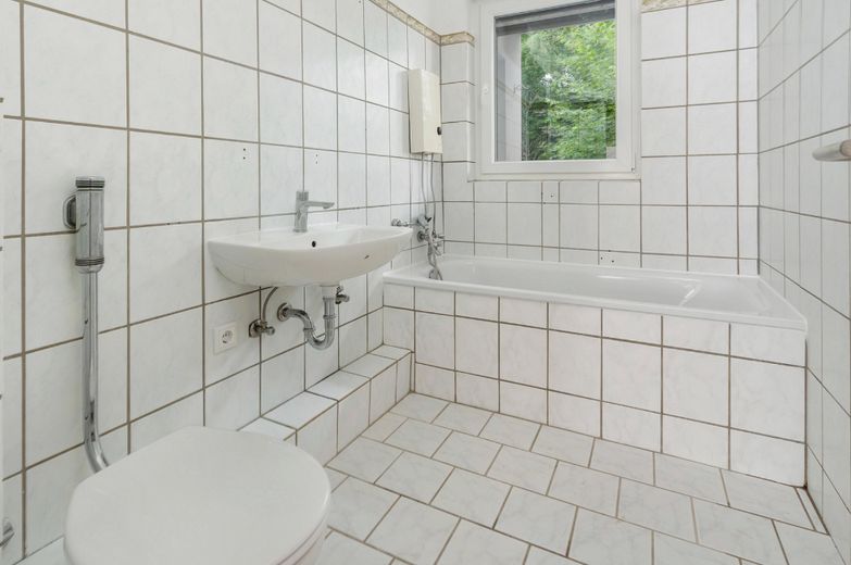Modernisierte Wohnung in Rüttenscheid – Badezimmer