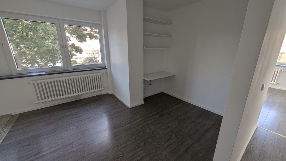 Sans commission : appartement moderne de 3,5 pièces à Köln-Weidenpesch – Esszimmer & Arbeitsecke