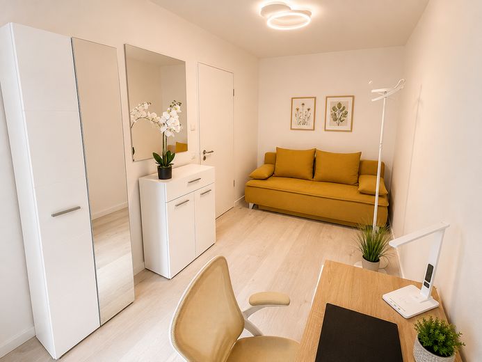 Alexanderplatz: 3 Zimmer, EG, eigner Garten, TG, Möbliert, Doorman – Arbeitszimmer