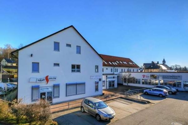 +++Attraktive Gewerbeeinheit in zentraler Lage – vermietet mit Rendite+++