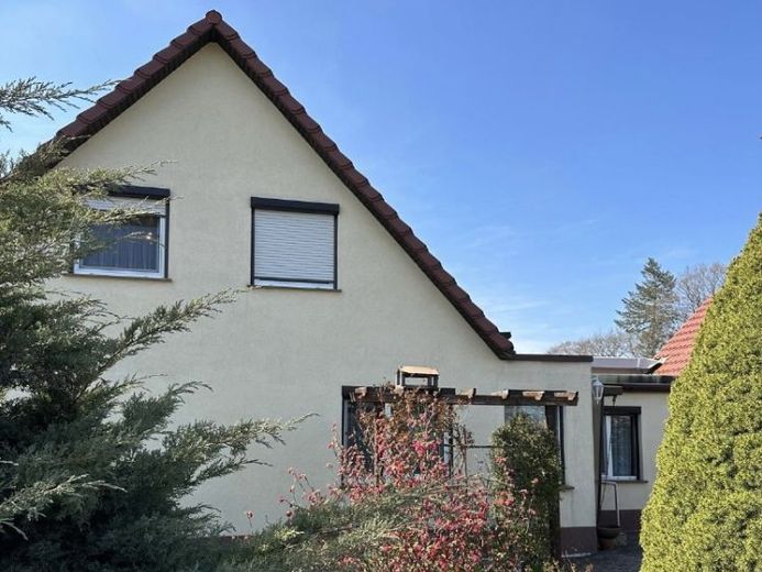 Maison jumelée individuelle avec extension en dur à Lauta – Photo 1