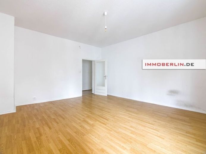 IMMOBERLIN.DE - Flooded with light & clear layout! Apartment in the popular Bavarian Quarter – Foto 1