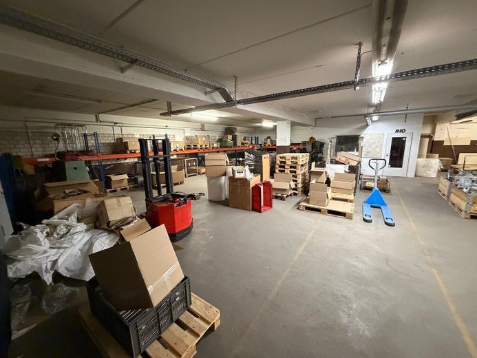 Halle de stockage / production avec porte sectionnelle (accessible en véhicule) 1400qm - Arnsberg – Foto 14