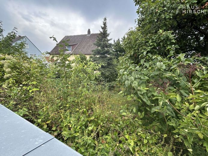 Attraktives Grundstück für modernes Mehrfamilienhaus in Top-Lage mit hervorragender Infrastruktur – Garten