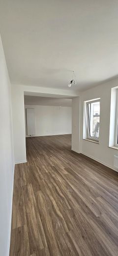 Durchgangszimmer EG