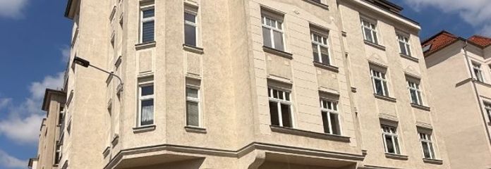 No buyer’s commission / solid investment in a good location / rented 2-room condominium
