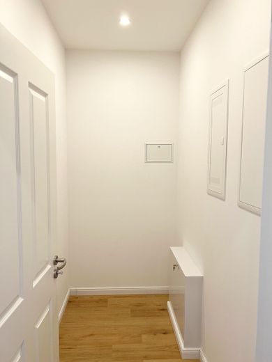 LUSSO vicino all’Elba: esclusivo appartamento di 2 locali con balcone e riscaldamento a pavimento *standard di nuova costruzione* – Abstellraum