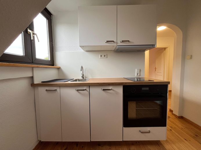 Charmante Dachgeschosswohnung mit neuer Einbauküche – ruhige Lage in Heiligenhaus – Einbauküche