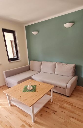 Wohnen wie im Urlaub: Mediterraner Bungalow in Blankenfelde-Mahlow – Wohnzimmer OG
