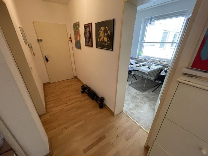 Flur mit Blick Küche