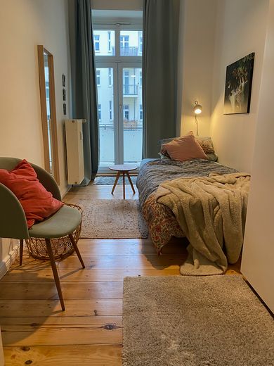 Young Urban Professionals or Couple! Furnished Flat with a View! – Foto 3