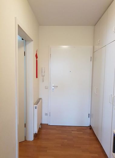 Diele mit Einbauschrank