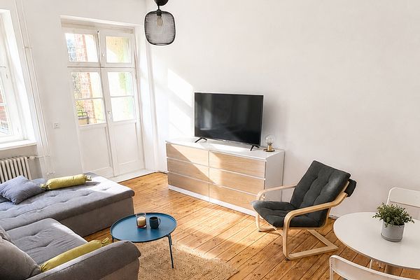 2,5 Zimmer Altbau, provisionsfrei!