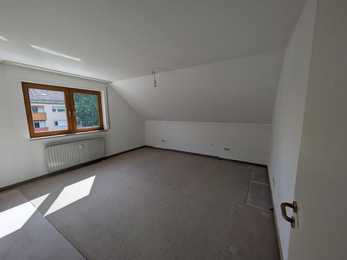 3 Zimmer Wohnung Oberasbach Altenberg – Schlafzimmer