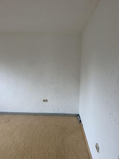 Spokojne mieszkanie 3,5-pokojowe w samym centrum Oberhausen – z dużym potencjałem – Zdjęcie 8