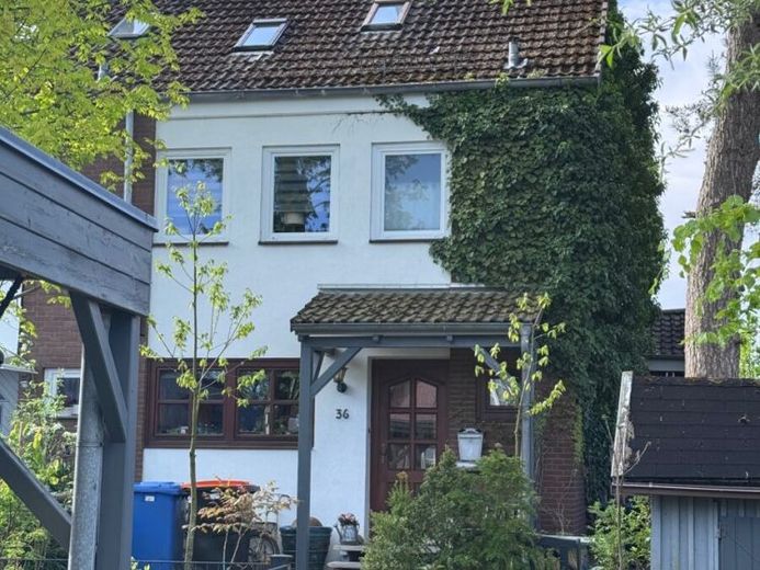 Gepflegtes Reihenendhaus mit 5 Zimmern, Terrasse & Vollkeller – vermietet (NKM 1.019 €) – Foto 1