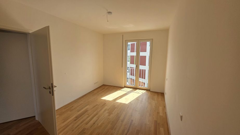 3-Zimmer-Neubauwohnung mit Balkon & Weitblick über Darmstadt – EBK, Parkett & TG – Elternzimmer