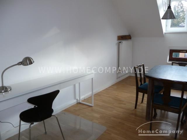 2 Zi.-Whg., möbliert, 2. OG, schöne Altbauwohnung in der guter, zentraler Lage. – 4bcb8855bec4464146b91c82cf80d149b9942246.jpg