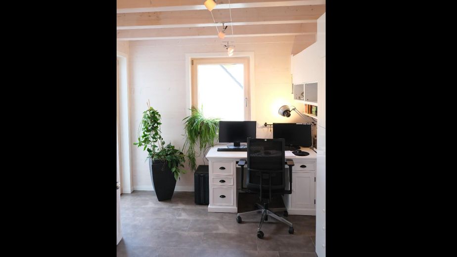 Büro mit Dachterrasse OG