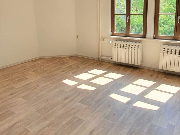 Sonnige preiswerte Gewerberäume In Magdeburg -Neu Neustadt ca.118m2 zu vermieten. – फोटो 1