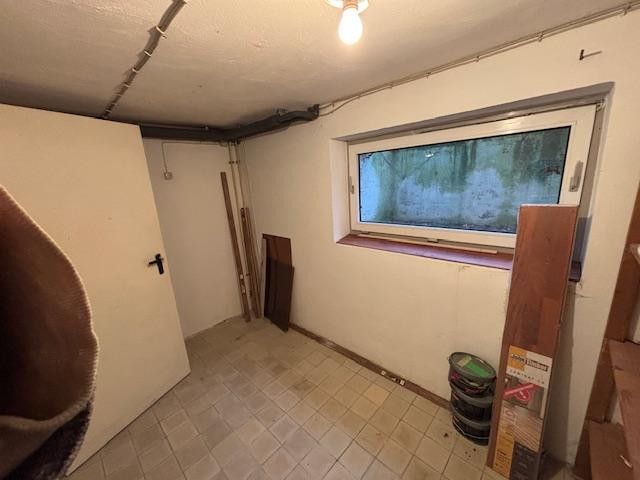 Großzügiges Zweifamilienhaus mit Solaranlage, Wintergarten & großem Grundstück in Neuberend – Foto 29