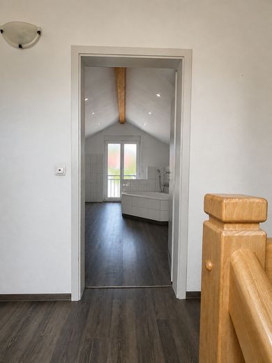 Sehr sonniges Holzhaus, KfW60, Isny-Großholzleute, EG barrierefrei, – Bad Toilette DG