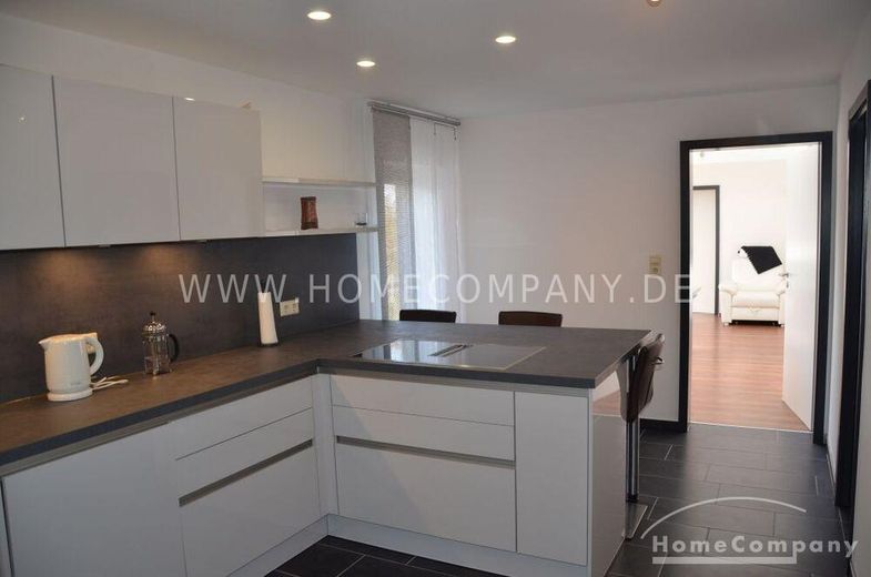 Appartamento di 3 locali, arredato. 1° piano, balcone esposto a sud. – 1d2dae4b682f2fb008162fd18054b3661edea537.jpg