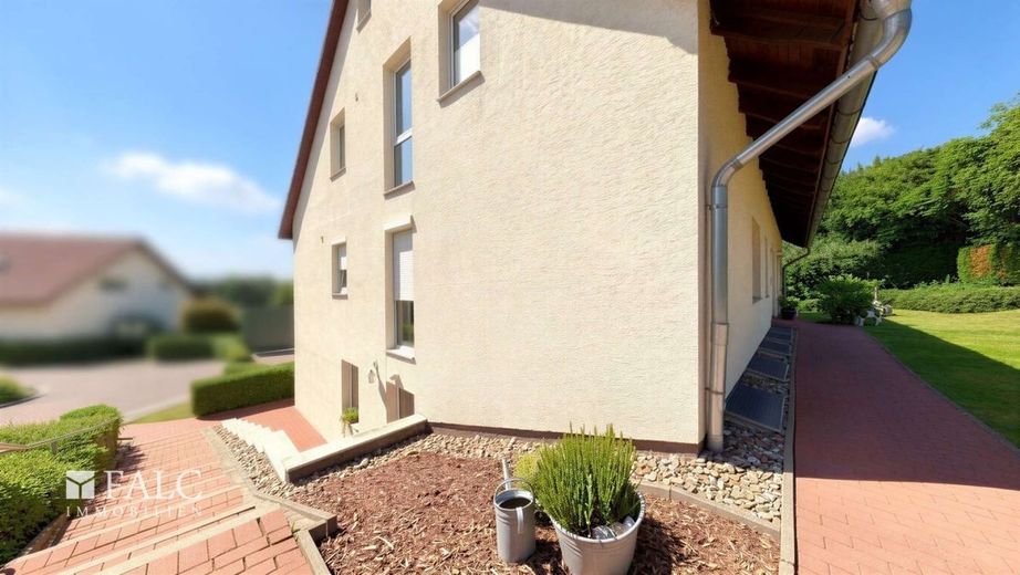 2-kamerappartement met balkon, parkeerplaats en kelder - perfect voor singles of 2 personen – Hauseingang