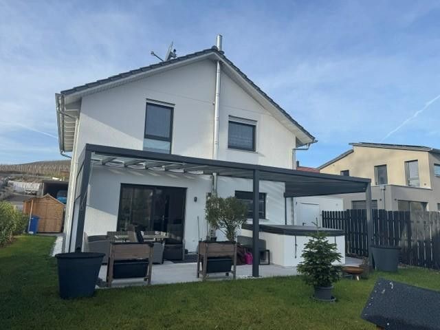 Exklusives SchwörerHaus in traumhafter Lage – Wohnen direkt an den Weinbergen – Foto 16