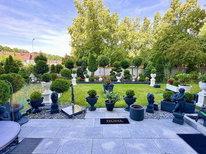 Senioren aufgepasst! 2-Zi.-Garten-Whg mit vielen Extras - Nähe S-Bahn Stein - gegenüber Neukirchpark – Terrasse/Garten